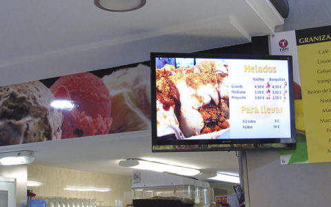 Pantalla de Helados Horchatería Toni Port Saplaya